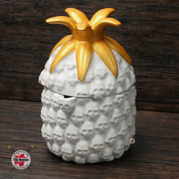Three Dots and a Dash - Skull Pineapple #2 - Darick Maasen
