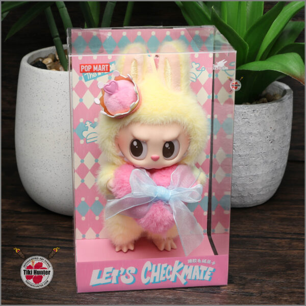 Pop Mart - Labubu The Monsters - Let's Checkmate Queen - Plush Toy